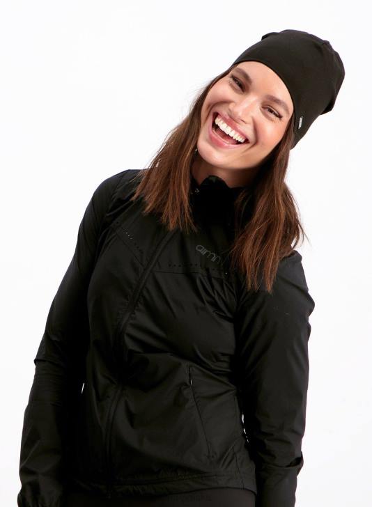 Akcesoria JF4L823 kobiety AIM'N czarna miękka czapka do biegania
