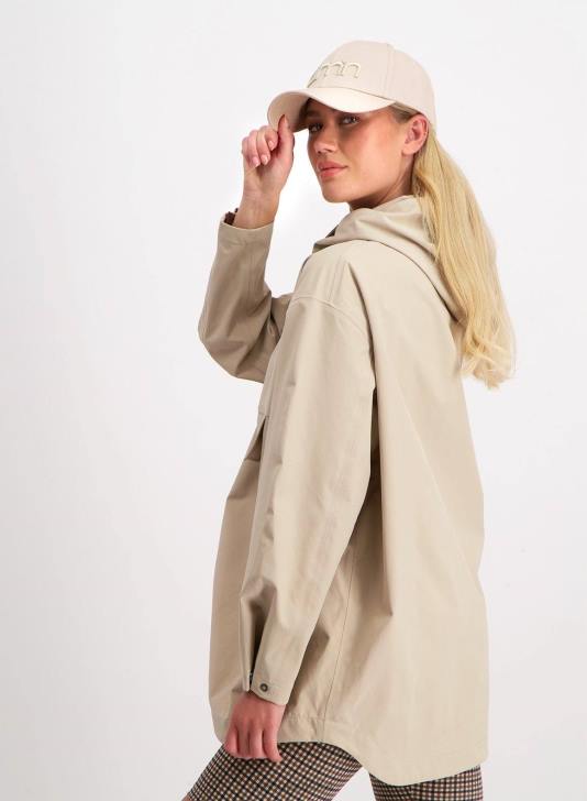 Akcesoria JF4L765 kobiety AIM'N beżowa czapka z logo