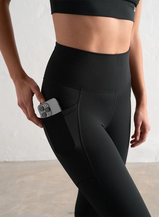 odzież JF4L43 kobiety AIM'N Rajstopy 3/4 z podwójną kieszenią