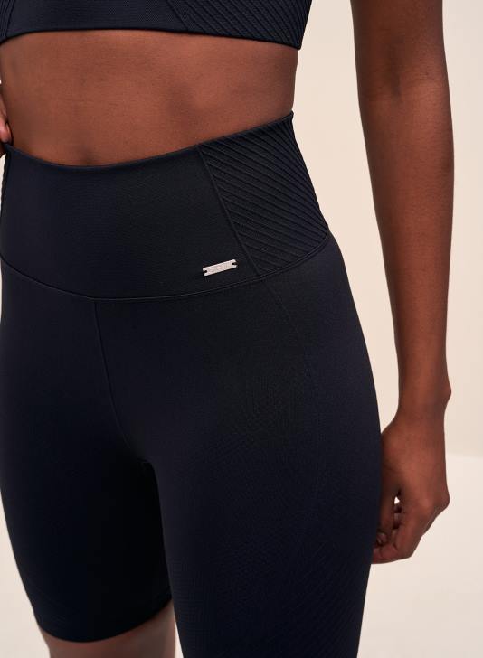 odzież JF4L521 kobiety AIM'N Czarne, bezszwowe spodenki motocyklowe o ruchu