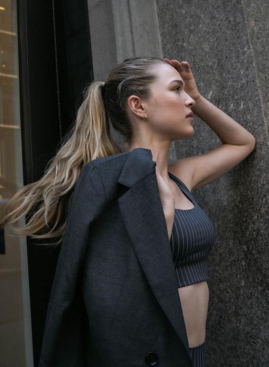 odzież JF4L176 kobiety AIM'N Biustonosz w prążki