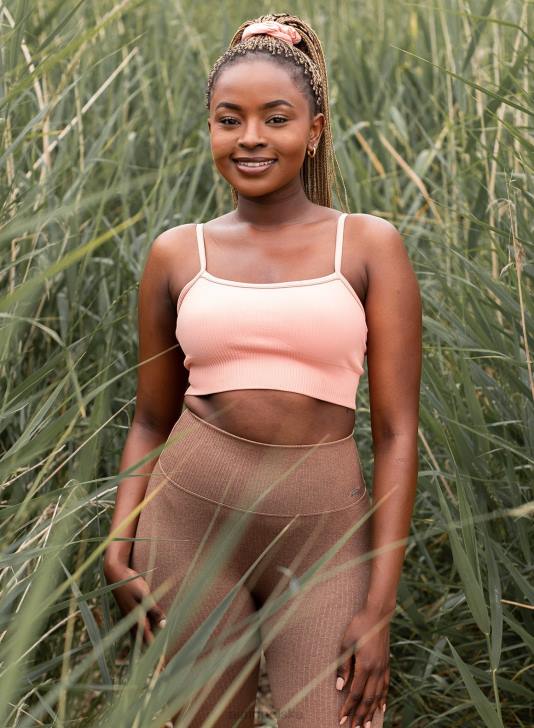 odzież JF4L223 kobiety AIM'N Biustonosz z bezszwowymi ramiączkami w kolorze brzoskwiniowym